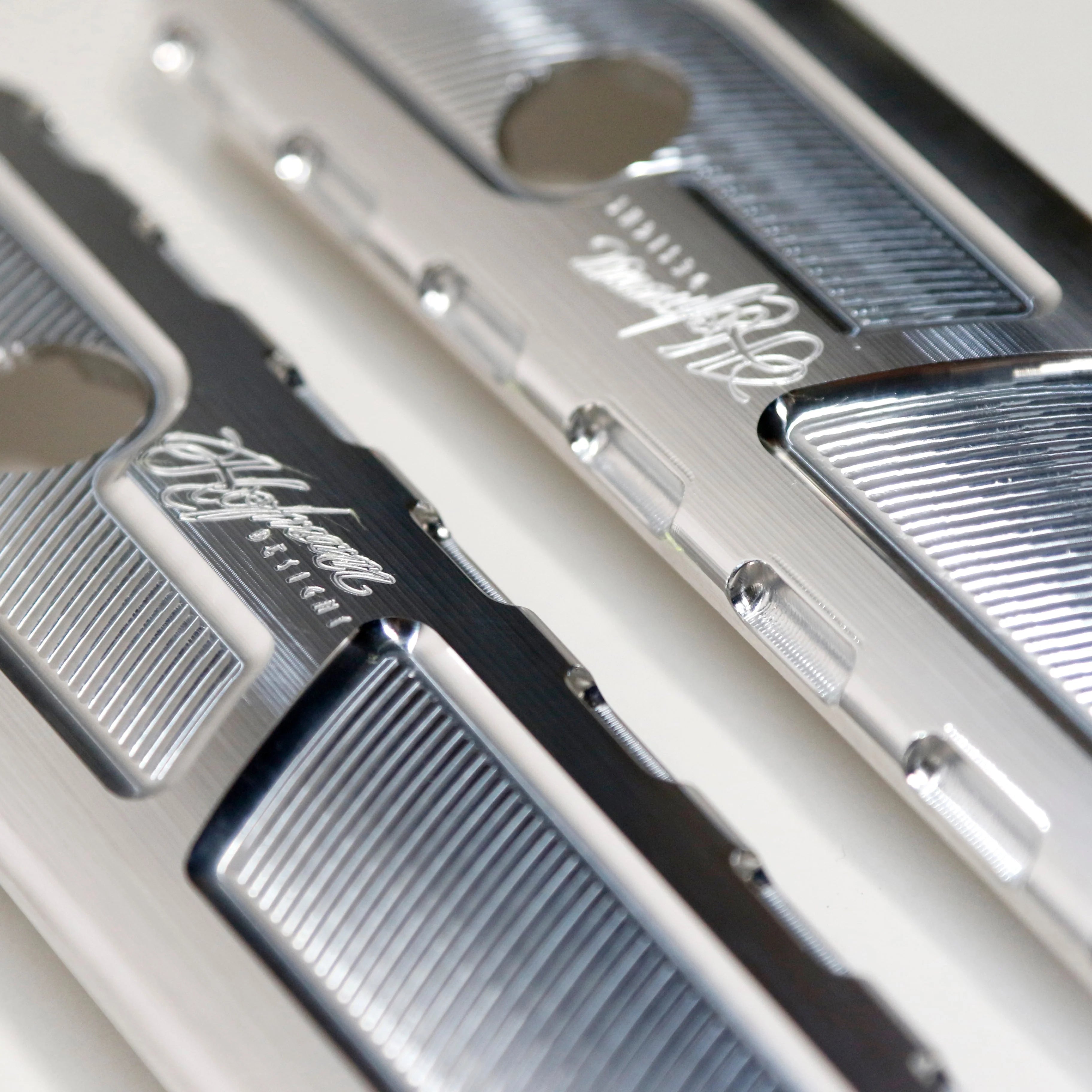 2023.5+ Paradox Saddlebag Lid Latch Covers - Machined